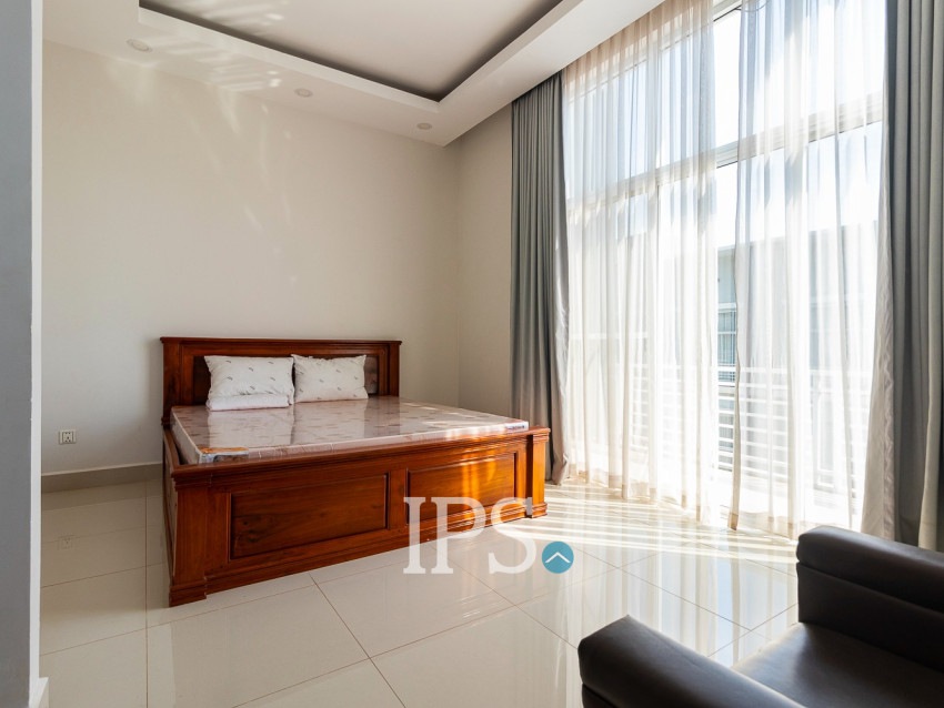 5 Bedroom Flat For Rent - Svay Dangkum, Siem Reap