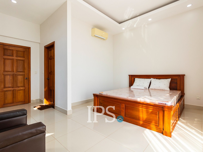 5 Bedroom Flat For Rent - Svay Dangkum, Siem Reap