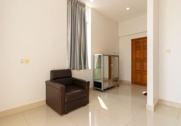 5 Bedroom Flat For Rent - Svay Dangkum, Siem Reap thumbnail