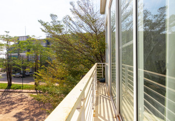 5 Bedroom Flat For Rent - Svay Dangkum, Siem Reap thumbnail