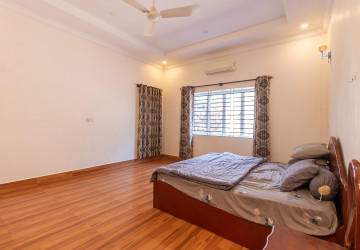 4 Bedroom House For Rent - Slor Kram, Siem Reap thumbnail