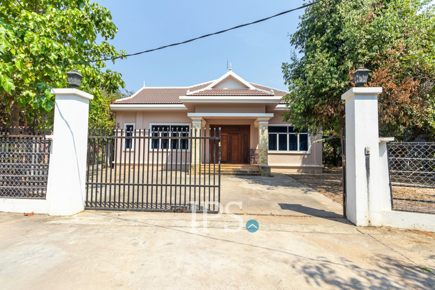 4 Bedroom House For Rent - Slor Kram, Siem Reap