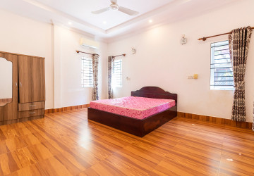 4 Bedroom House For Rent - Slor Kram, Siem Reap thumbnail