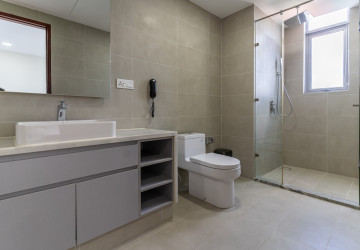 2 Bedroom Serviced Apartment For Rent - BKK1, Phnom Penh thumbnail