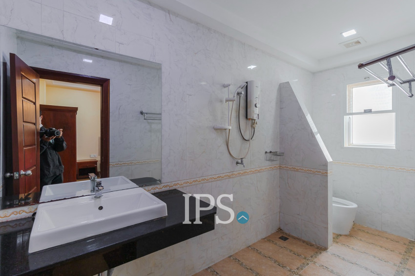 2 Bedroom Apartment For Rent - Svay Dangkum, Siem Reap