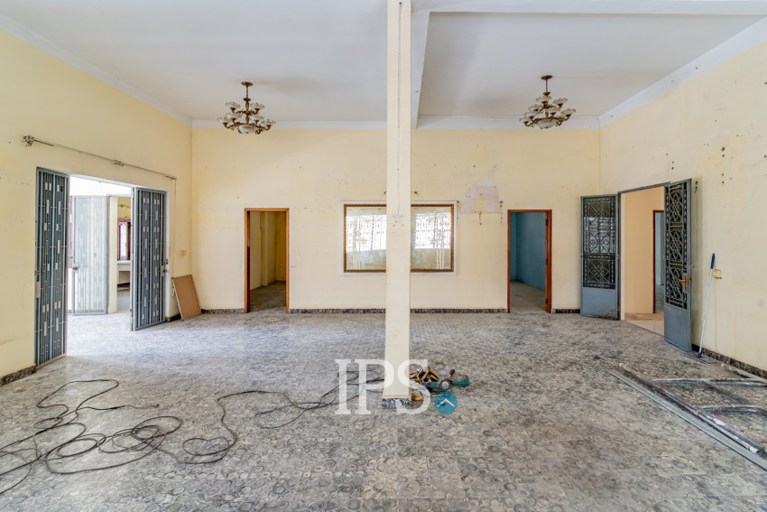 775 Sqm Retail Space For Rent - BKK1, Phnom Penh