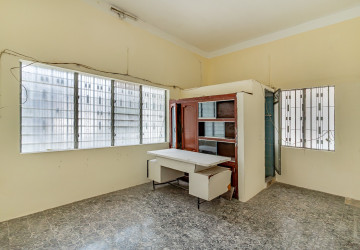 775 Sqm Retail Space For Rent - BKK1, Phnom Penh thumbnail