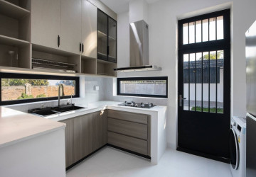 2 Bedroom Villa For Rent - Svay Dangkum, Siem Reap thumbnail