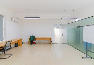 40 Sqm Office Space For Rent - BKK1, Phnom Penh thumbnail