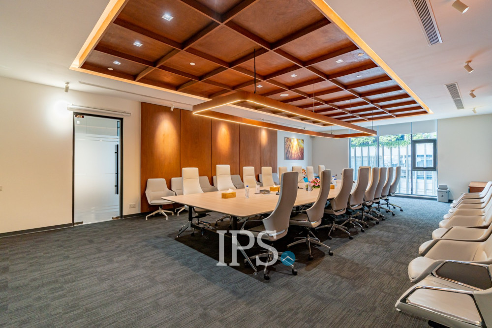 82 Sqm Office Space For Rent - Boeung Kak 1, Phnom Penh - Image 15