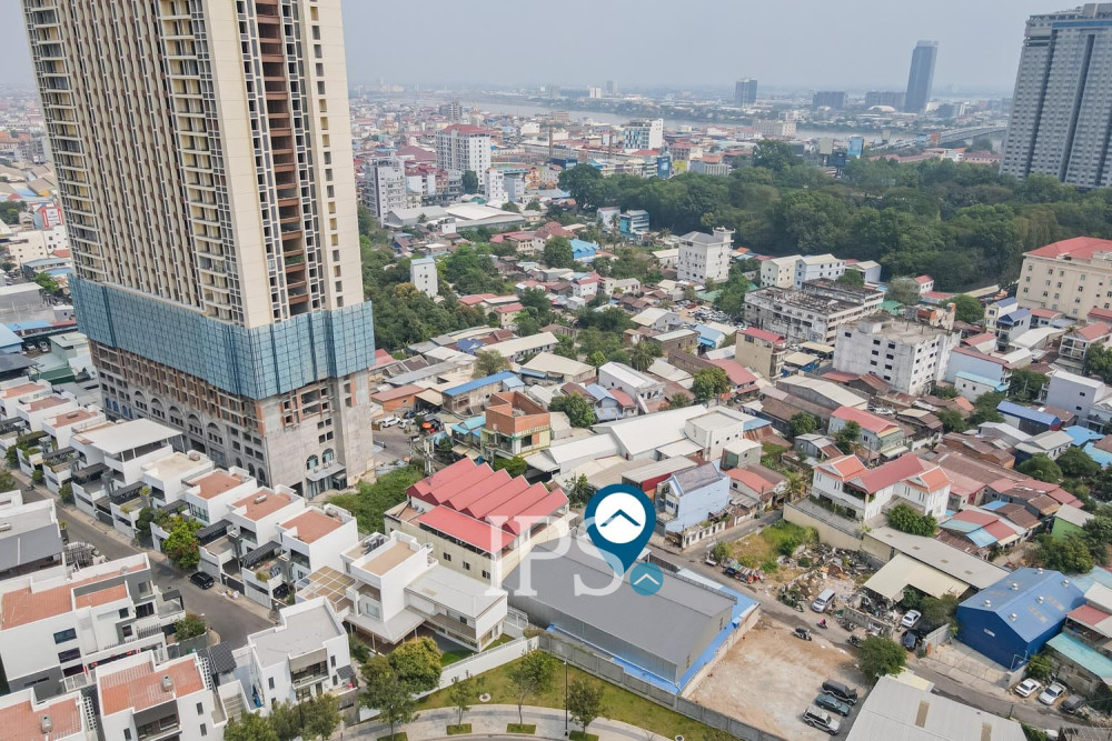 870 Sqm Retail Space For Rent - Srah Chork, Phnom Penh - Image 7