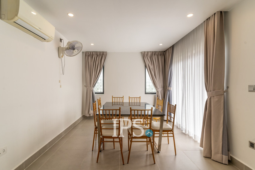 4 Storey Corner Commercial Building For Sale - Beoung Kak 1, Phnom Penh