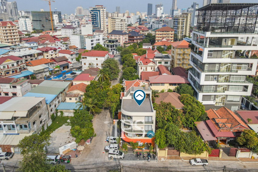 4 Storey Corner Commercial Building For Rent - Beoung Kak 1, Phnom Penh