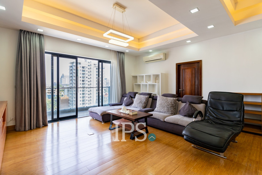 3 Bedroom Serviced Apartment For Rent - BKK 1, Phnom Penh