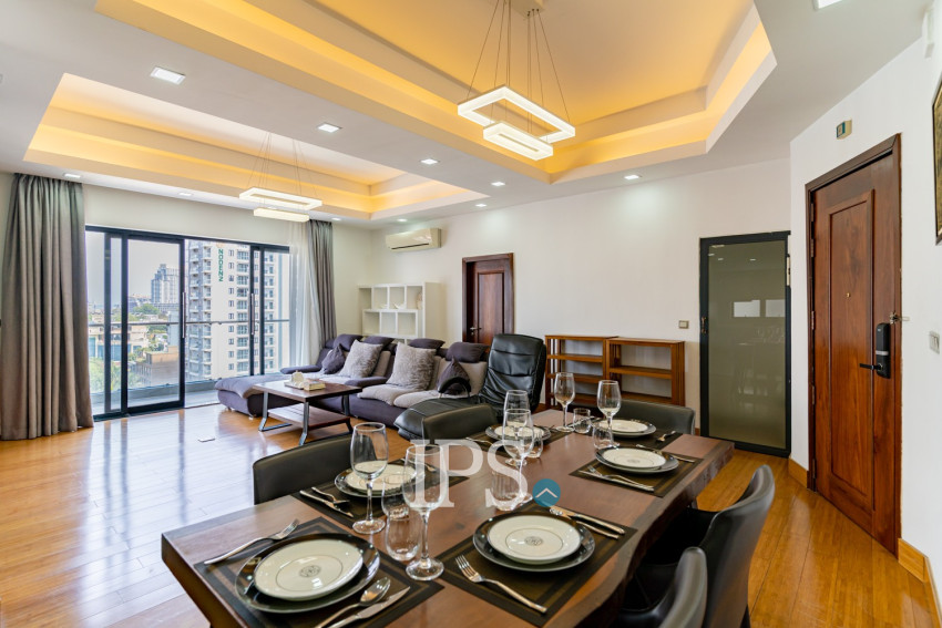 3 Bedroom Serviced Apartment For Rent - BKK 1, Phnom Penh