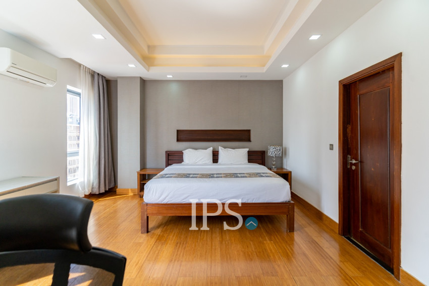 3 Bedroom Serviced Apartment For Rent - BKK 1, Phnom Penh