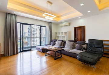 3 Bedroom Serviced Apartment For Rent - BKK 1, Phnom Penh thumbnail