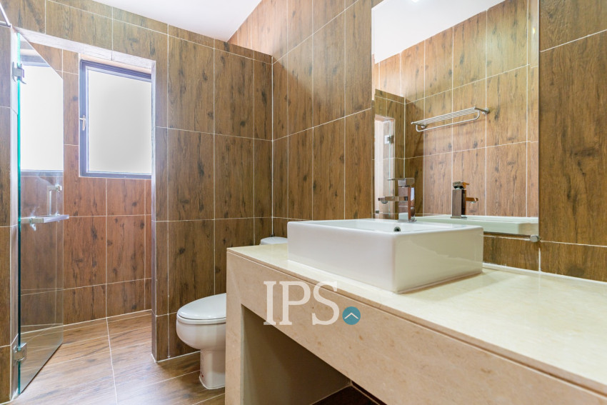 3 Bedroom Serviced Apartment For Rent - BKK 1, Phnom Penh