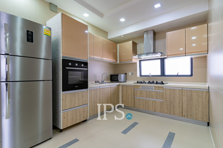 3 Bedroom Serviced Apartment For Rent - BKK 1, Phnom Penh