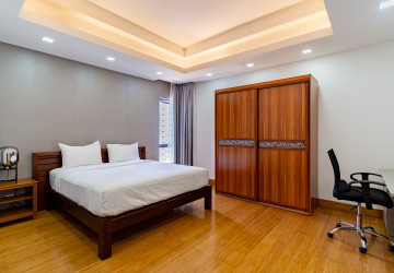 3 Bedroom Serviced Apartment For Rent - BKK 1, Phnom Penh thumbnail