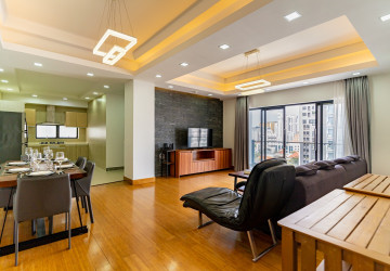 3 Bedroom Serviced Apartment For Rent - BKK 1, Phnom Penh thumbnail