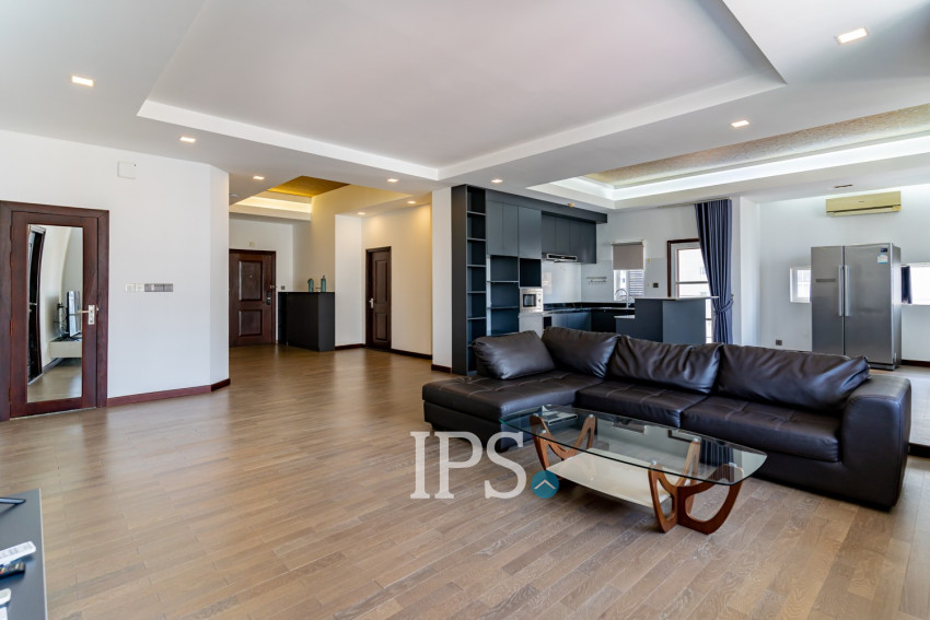 3 Bedroom Serviced Apartment For Rent - BKK 1, Phnom Penh
