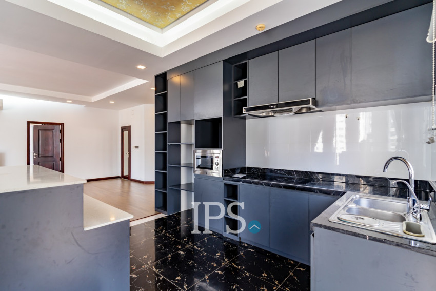 3 Bedroom Serviced Apartment For Rent - BKK 1, Phnom Penh