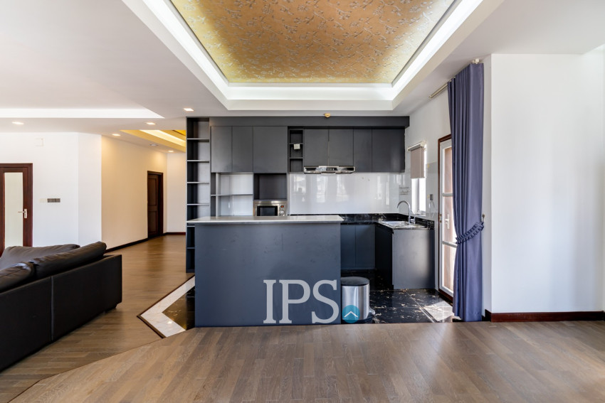 3 Bedroom Serviced Apartment For Rent - BKK 1, Phnom Penh