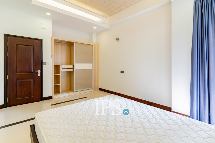 3 Bedroom Serviced Apartment For Rent - BKK 1, Phnom Penh