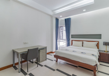3 Bedroom Serviced Apartment For Rent - BKK 1, Phnom Penh thumbnail