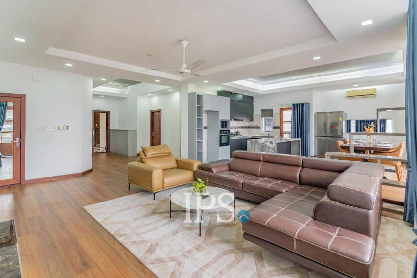 3 Bedroom Serviced Apartment For Rent - BKK 1, Phnom Penh