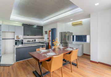 3 Bedroom Serviced Apartment For Rent - BKK 1, Phnom Penh thumbnail