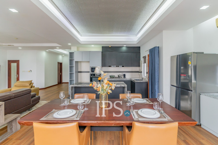 3 Bedroom Serviced Apartment For Rent - BKK 1, Phnom Penh