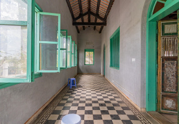 516 Sqm Commercial Villa For Rent - Srah Chork, Phnom Penh thumbnail