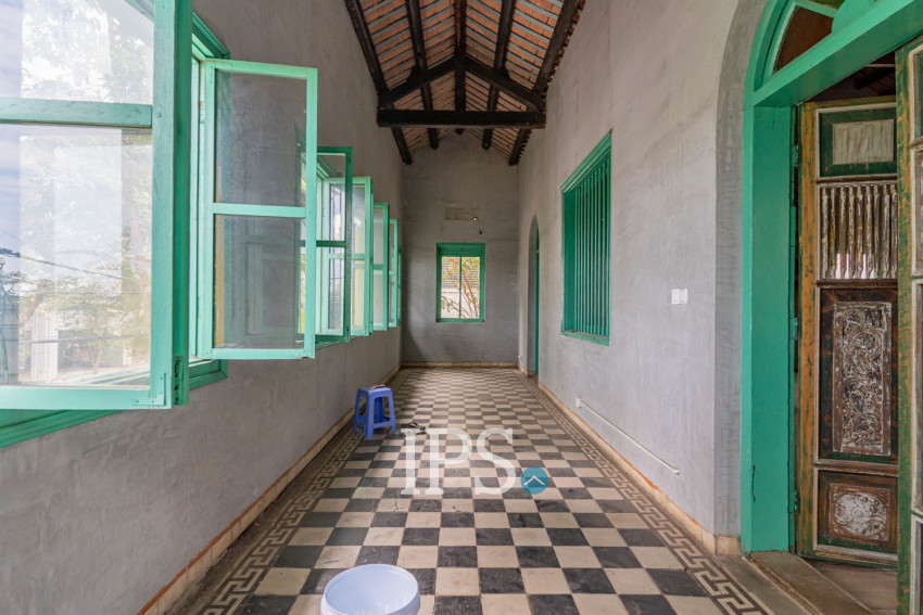 516 Sqm Commercial Villa For Rent - Srah Chork, Phnom Penh