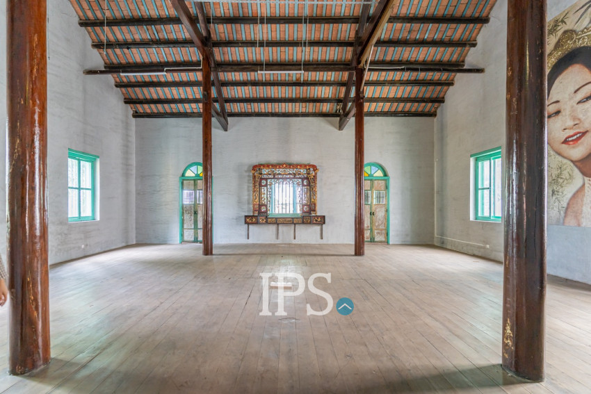 516 Sqm Commercial Villa For Rent - Srah Chork, Phnom Penh