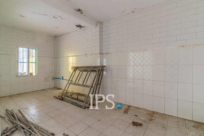 516 Sqm Commercial Villa For Rent - Srah Chork, Phnom Penh