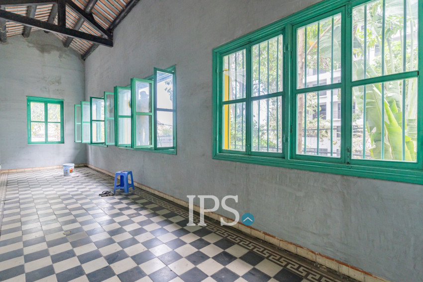 516 Sqm Commercial Villa For Rent - Srah Chork, Phnom Penh