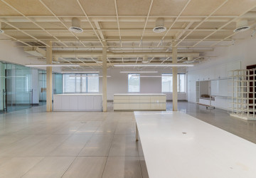 357 Sqm Office Space For Rent - Wat Phnom, Phnom Penh thumbnail