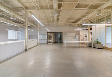 357 Sqm Office Space For Rent - Wat Phnom, Phnom Penh thumbnail