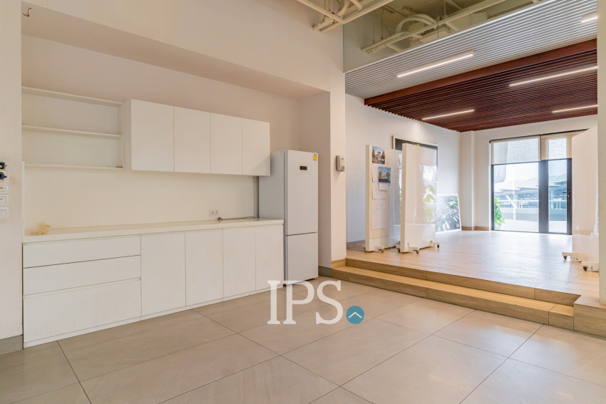 357 Sqm Office Space For Rent - Wat Phnom, Phnom Penh