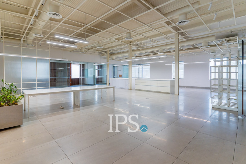 357 Sqm Office Space For Rent - Wat Phnom, Phnom Penh