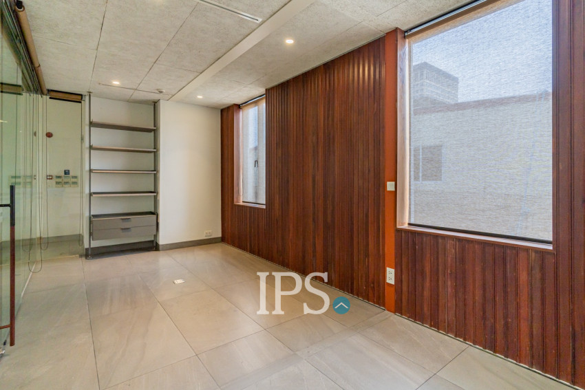 357 Sqm Office Space For Rent - Wat Phnom, Phnom Penh