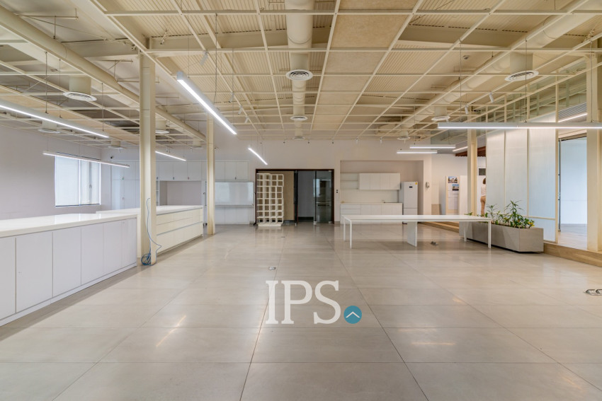 357 Sqm Office Space For Rent - Wat Phnom, Phnom Penh