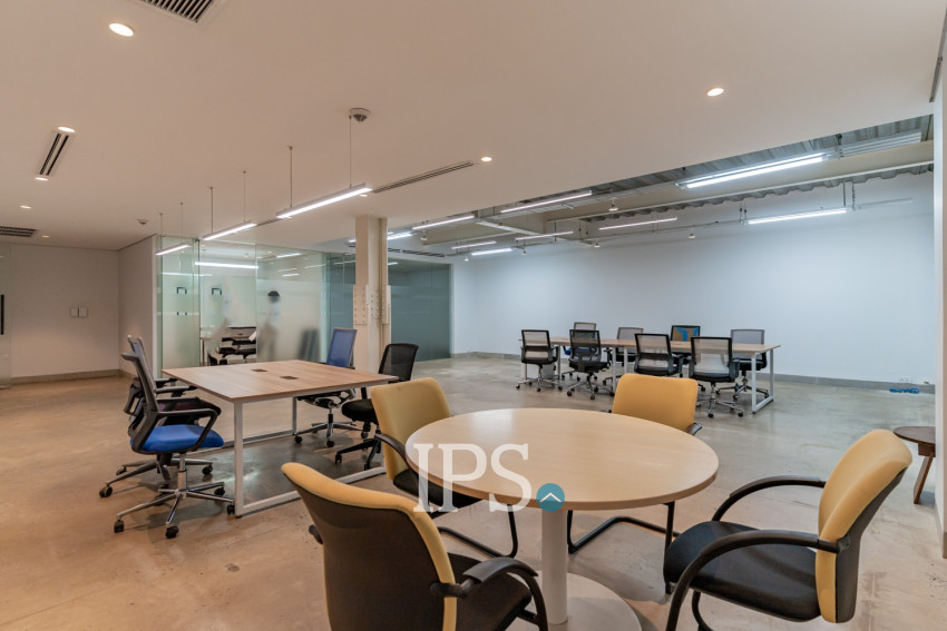 121 Sqm Office Space For Rent - Wat Phnom, Phnom Penh
