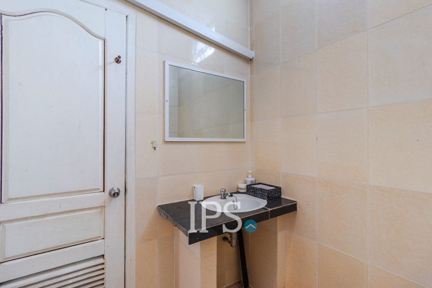 2 Bedroom Apartment For Rent - Slor Kram, Siem Reap