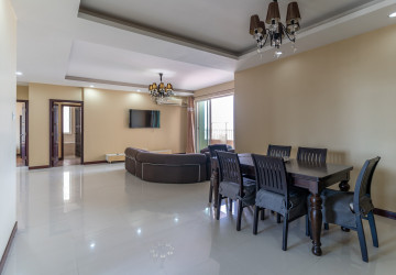 3 Bedroom Condo For Rent - Rose Condo, Tonle Bassac, Phnom Penh thumbnail