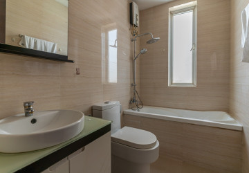 3 Bedroom Condo For Rent - Rose Condo, Tonle Bassac, Phnom Penh thumbnail