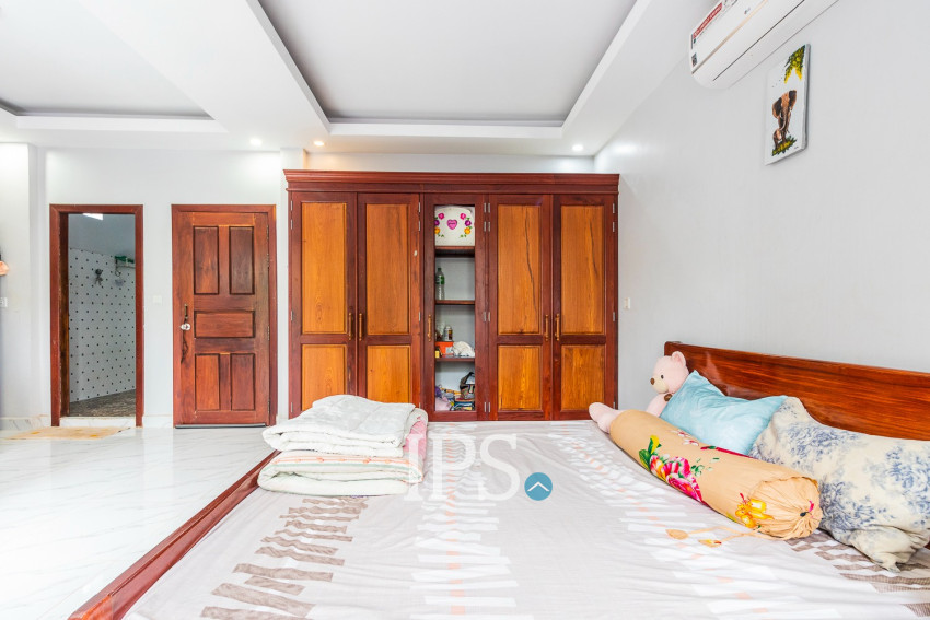 5 Bedroom House For Rent - Chreav, Siem Reap