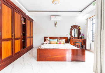 5 Bedroom House For Rent - Chreav, Siem Reap thumbnail